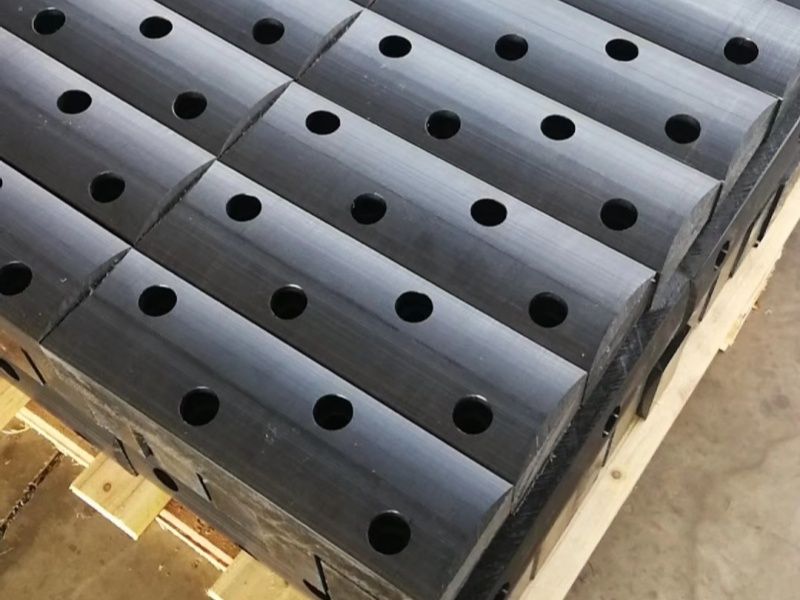 高分子聚乙烯板：工业领域的“全域防护盾”与降本增效利器