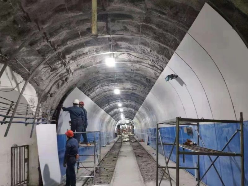 聚全氟复合板：高性能复合新材料，赋能工业与基建高质量发展